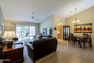 Photo #5: 6475672 Listing