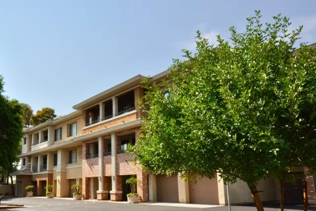 MLS: 6475738 Condo For Sale