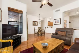 Photo #5: 6475738 Listing