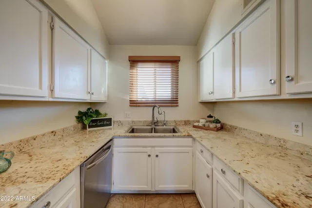 MLS: 6475839 Condo For Sale