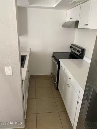 Photo #3: 6476002 Listing 