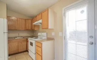 Photo #3: 6476336 Listing