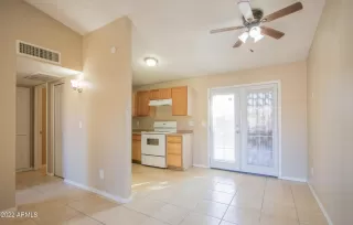 Photo #5: 6476336 Listing