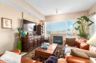 Photo #3: 6476358 Listing 