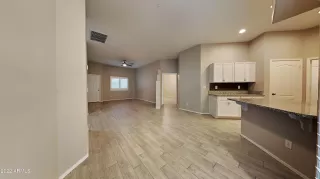 Photo #2: 6476360 Listing