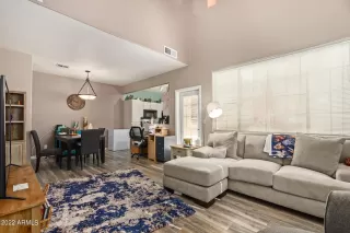 Photo #2: 6476489 Listing