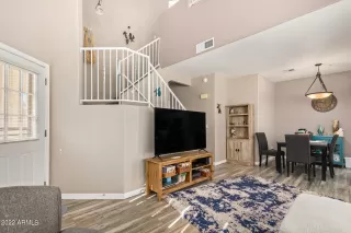 Photo #5: 6476489 Listing