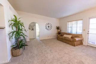 Photo #3: 6476505 Listing 