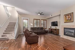 Photo #6: 6476577 Listing