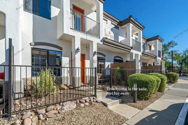 MLS: 6476653 Condo For Sale