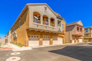 Photo #2: 6476688 Listing