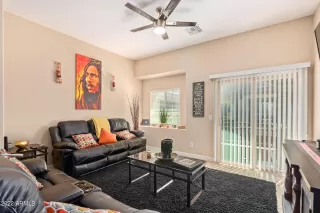 Photo #6: 6476688 Listing