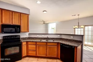 Photo #3: 6476705 Listing 