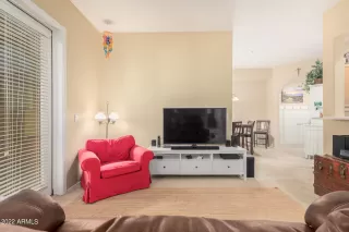 Photo #6: 6476760 Listing