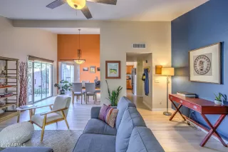 Photo #6: 6476810 Listing 