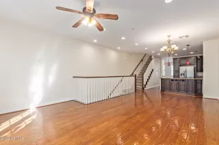 Photo #5: 6476877 Listing