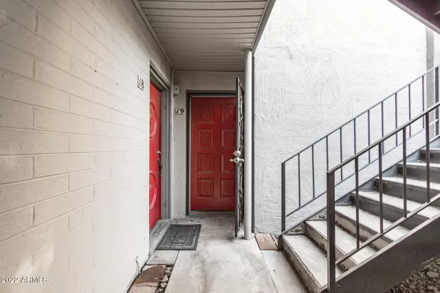 MLS: 6477223 Condo For Sale