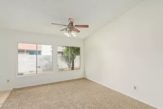 Photo #4: 6477354 Listing