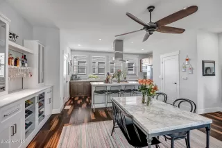 Photo #1: 6477617 Listing 