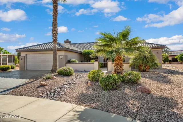 MLS: 6477649 Condo For Sale