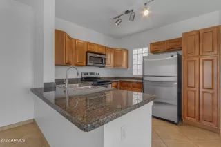 Photo #5: 6477665 Listing