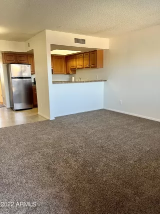 Photo #5: 6477755 Listing