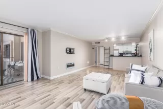 Photo #3: 6477872 Listing 