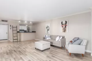 Photo #4: 6477872 Listing 