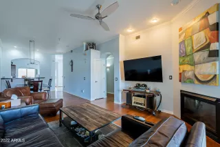 Photo #5: 6477946 Listing