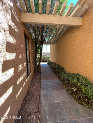 Photo #3: 6477991 Listing