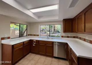 Photo #6: 6477991 Listing