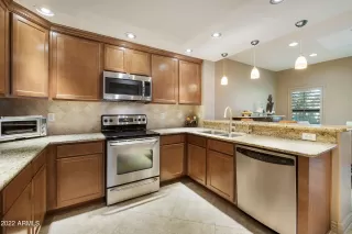 Photo #5: 6477993 Listing