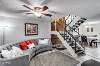 Photo #4: 6478113 Listing 