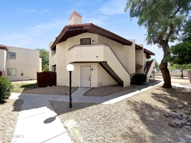 MLS: 6478204 Condo For Sale