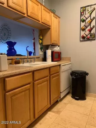 Photo #4: 6478449 Listing