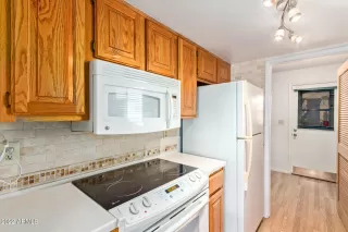 Photo #5: 6478475 Listing 