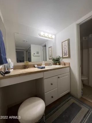 Photo #5: 6478505 Listing