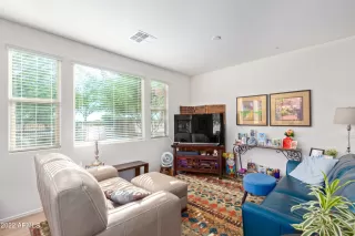 Photo #6: 6478641 Listing