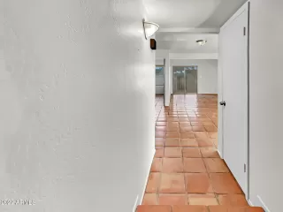 Photo #4: 6478794 Listing