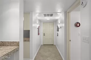 Photo #6: 6478947 Listing