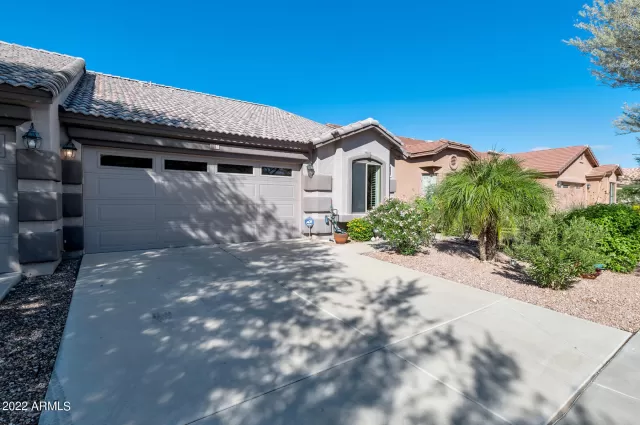 MLS: 6479111 Condo For Sale