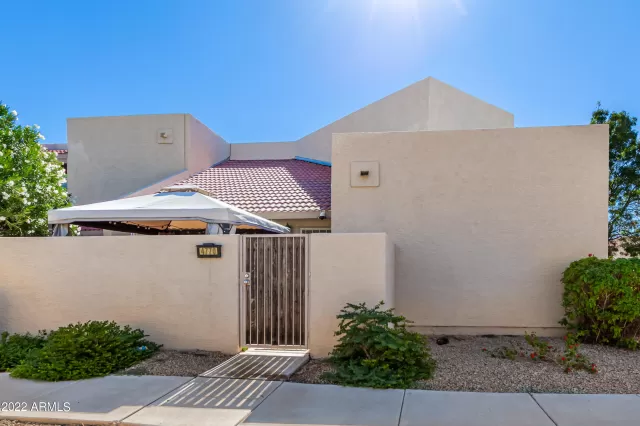 MLS: 6479344 Condo For Sale