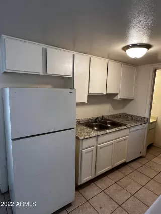 Photo #3: 6479407 Listing 