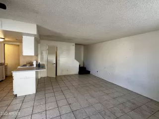 Photo #5: 6479407 Listing 