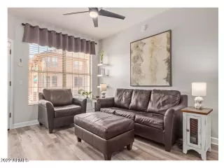 Photo #5: 6479445 Listing