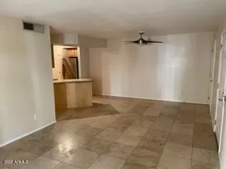 Photo #6: 6479523 Listing