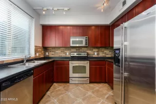 Photo #3: 6479683 Listing