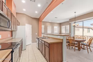 Photo #4: 6479699 Listing 