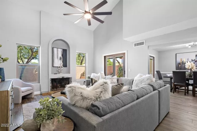 MLS: 6479702 Condo For Sale