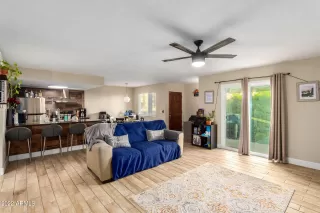 Photo #6: 6479709 Listing 